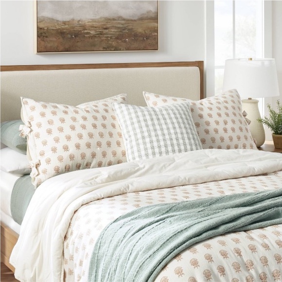 STUDIO MCGEE NEW lofty cotton slub woodblock floral quilt sham -king - Picture 2 of 9